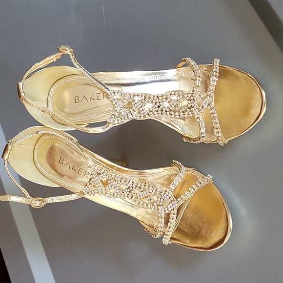 Rhinestone strappy heels! - Picture 1 of 10